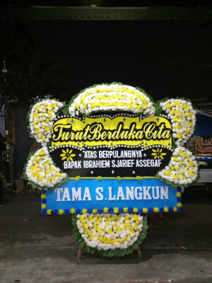 Papan Bunga Duka di Musaik
