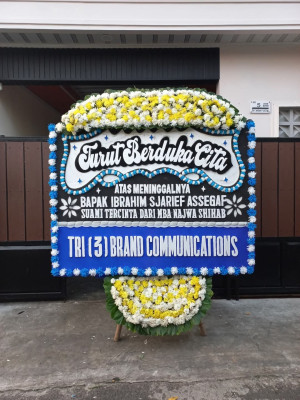Papan Bunga Duka di Musaik